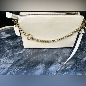 Coach Signature Chain Crossbody (Style No. 78801
